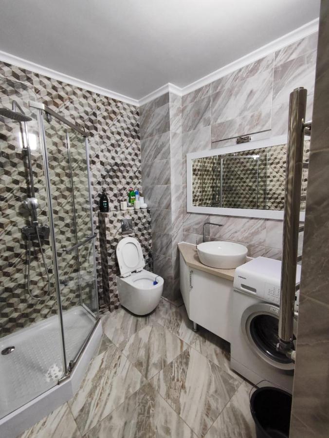 2 Bedroom Central Apartment تشيسيناو المظهر الخارجي الصورة